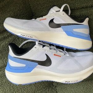 Nike Structure Women's Road Running Shoes